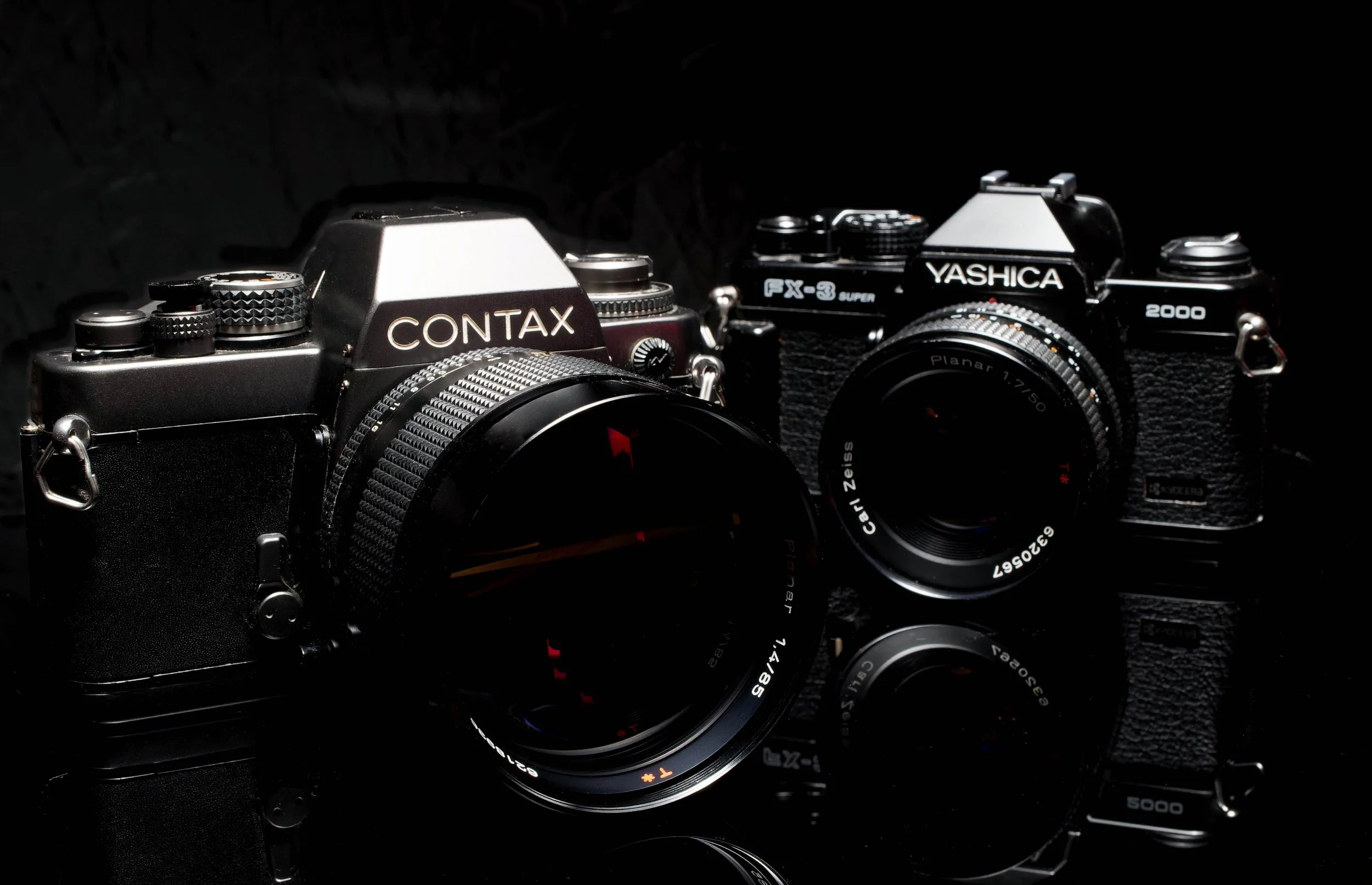 The Yashica FX-3 Super 2000 Vs The CONTAX 2Sb Comparision